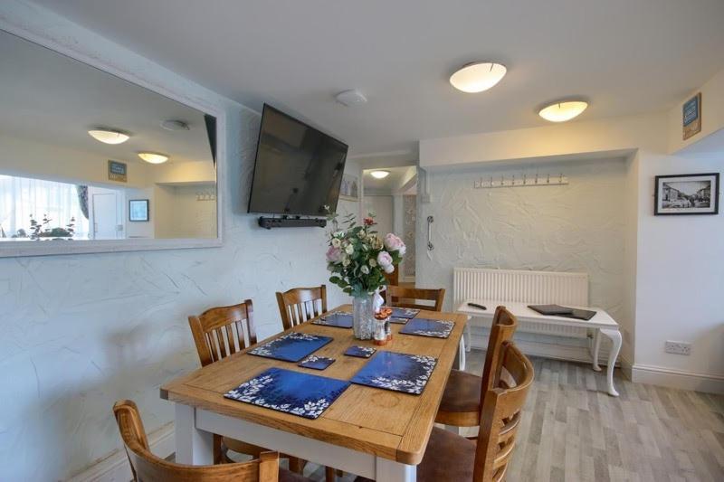 Smugglers Luxury Accommodation Sheringham Eksteriør bilde